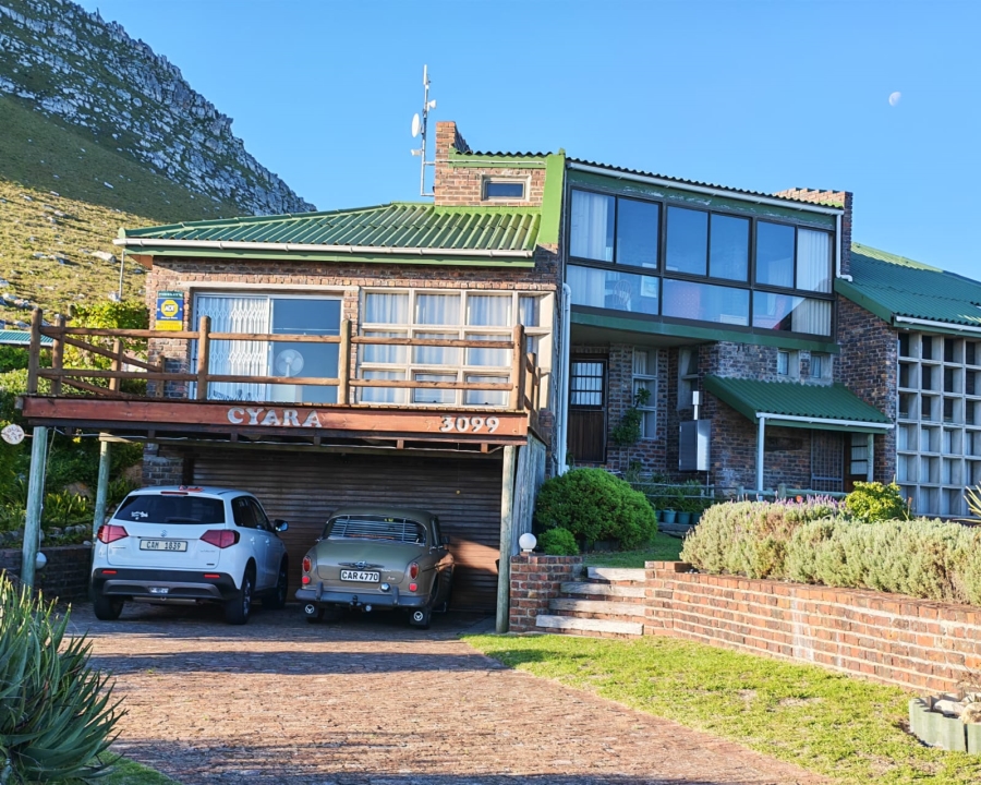 4 Bedroom Property for Sale in Bettys Bay Western Cape